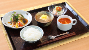 お食事の写真