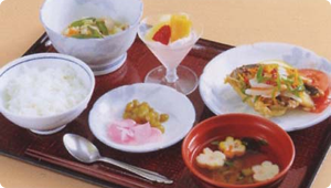 お食事